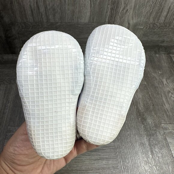 Jordan 1 Crib Bootie Infant size 4c Black Varsity Red White HJ92890-061 - Picture 7 of 8